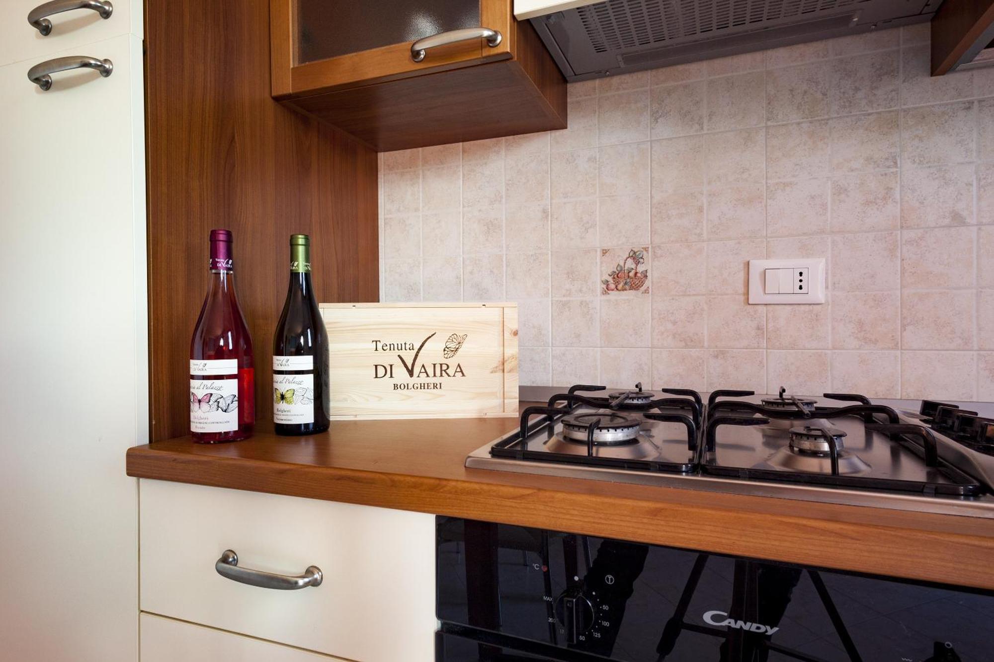 La Fonte Degli Angeli Apartments Suvereto Δωμάτιο φωτογραφία